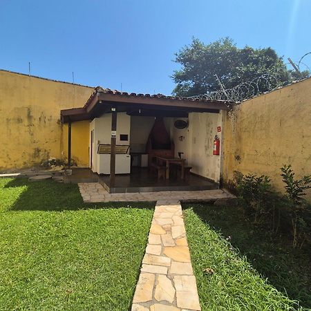 Casa 7 Em Ubatuba No Centro Condominio Com Piscina E Churrasqueira Kültér fotó