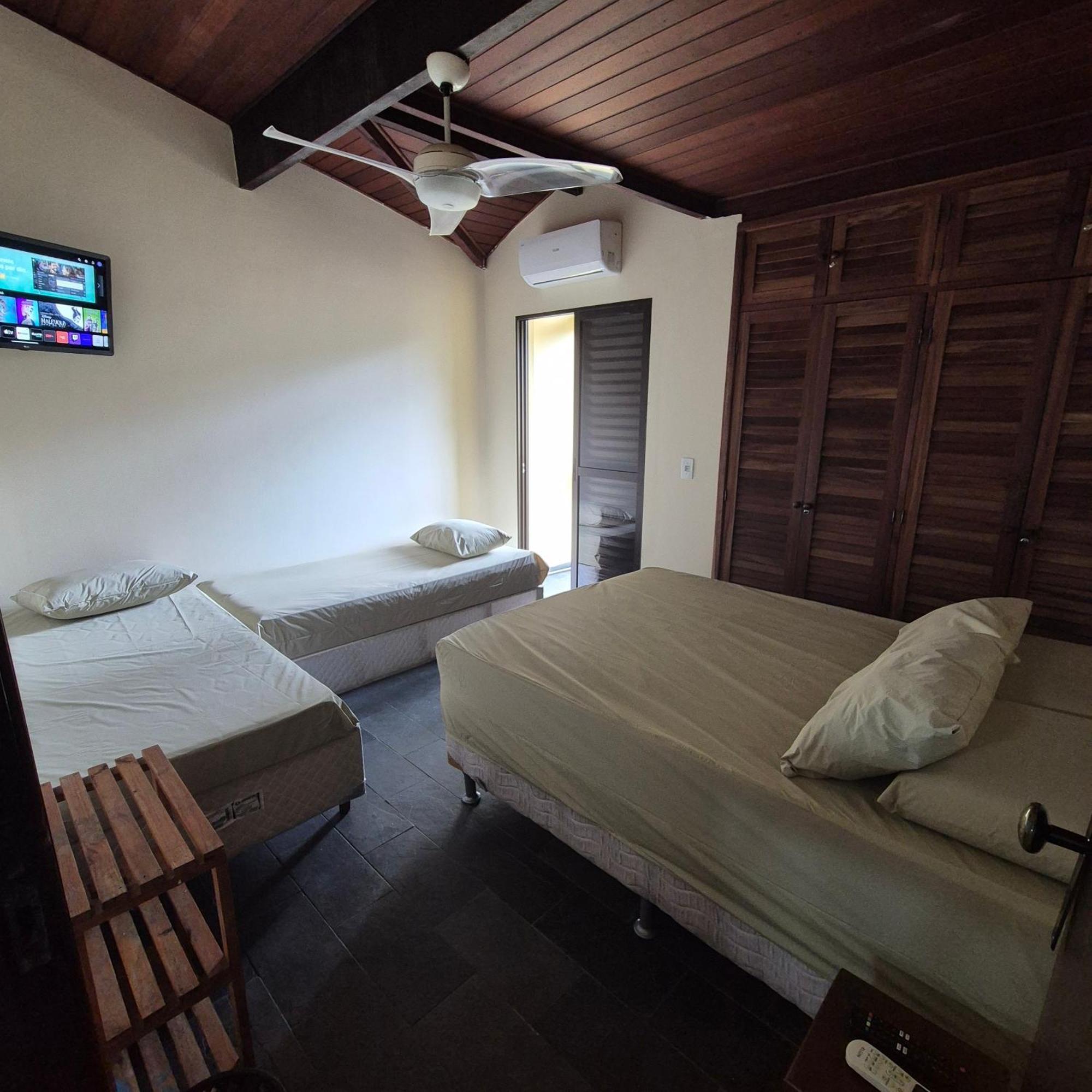 Casa 7 Em Ubatuba No Centro Condominio Com Piscina E Churrasqueira Kültér fotó