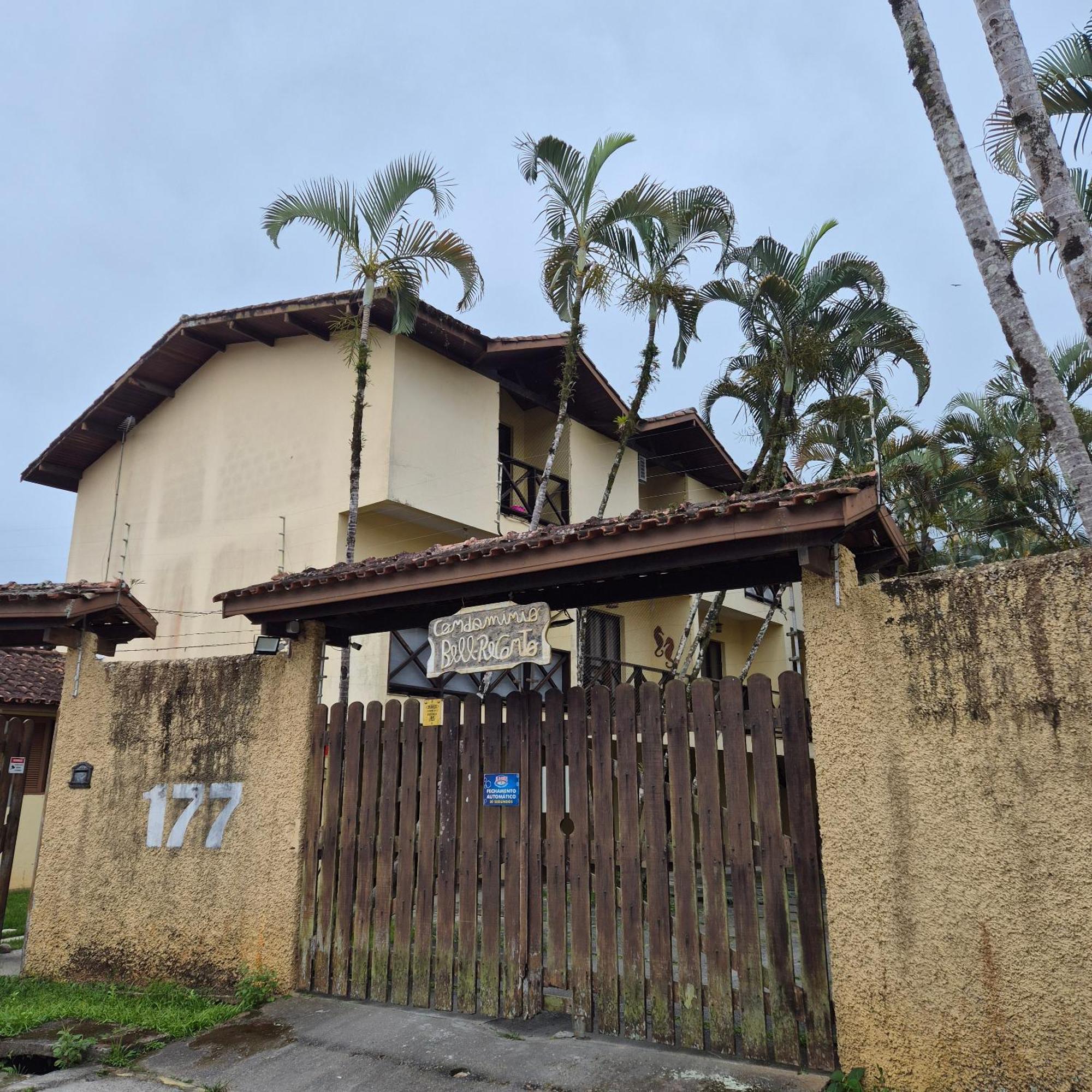 Casa 7 Em Ubatuba No Centro Condominio Com Piscina E Churrasqueira Kültér fotó