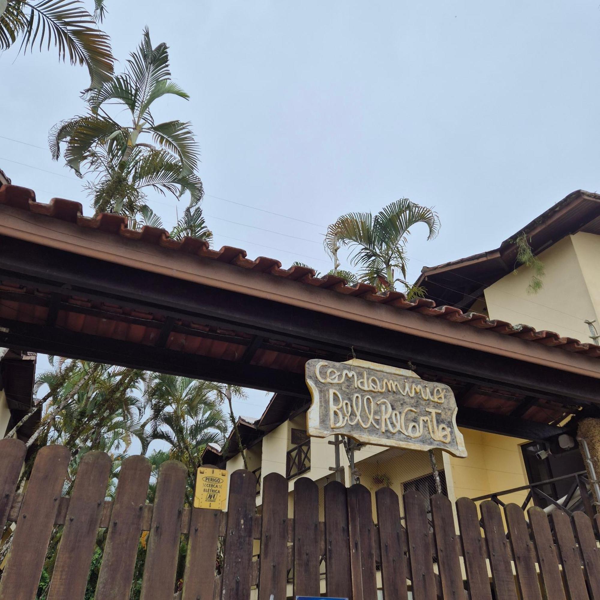 Casa 7 Em Ubatuba No Centro Condominio Com Piscina E Churrasqueira Kültér fotó