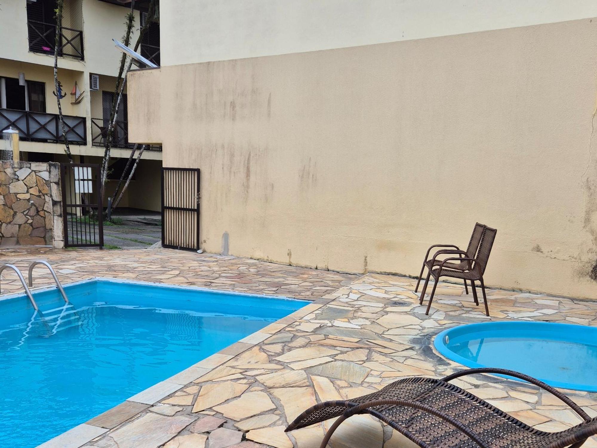 Casa 7 Em Ubatuba No Centro Condominio Com Piscina E Churrasqueira Kültér fotó